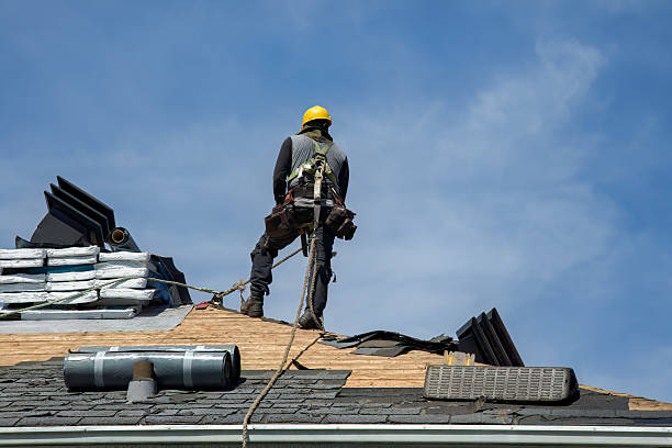 Professional Gutter Installation technician working in Pittsburg, CA
